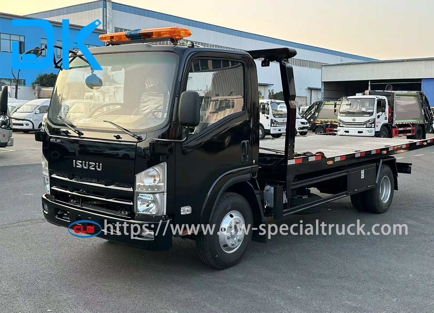 Isuzu full-floor new-style Wrecker truck left front side Isuzu full-floor new-style Wrecker truck left front side
